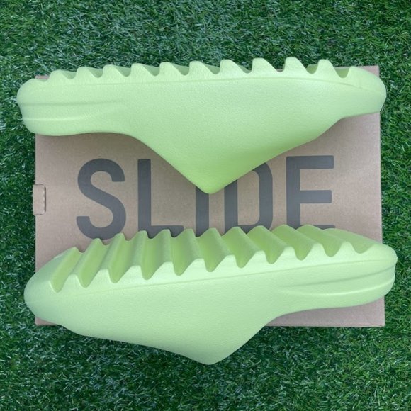 Yeezy Slide Green Glow Second Release Size 11 - Picture 2 of 7